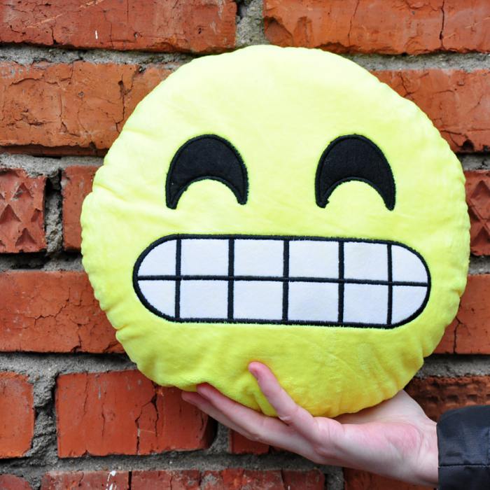 фотография Подушка Emoji «Awkward Emoji» 27 см  - 490 р.